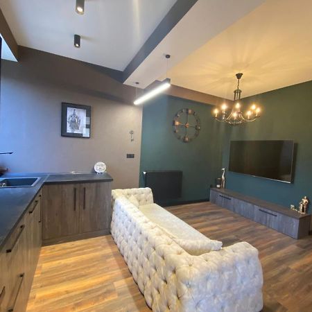 New Apartment With Terrace Tbilisi ภายนอก รูปภาพ