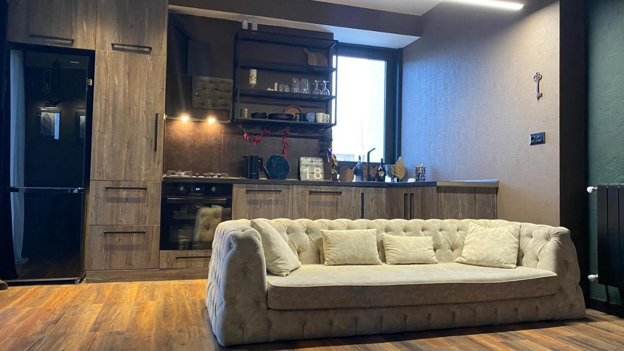 New Apartment With Terrace Tbilisi ภายนอก รูปภาพ